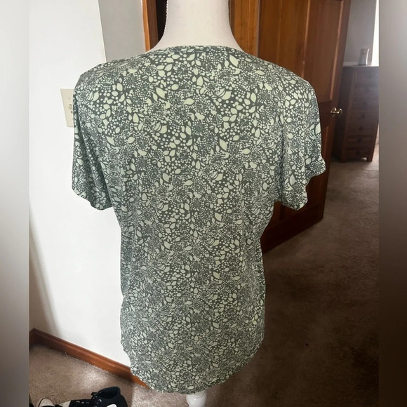 Lands End Two Piece Top And Cardigan - Picture 5 of 14